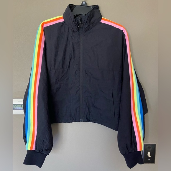 FABLETICS Le Pride Carol Crop Woven Nylon Rainbow Jacket Size XS - Picture 9 of 15